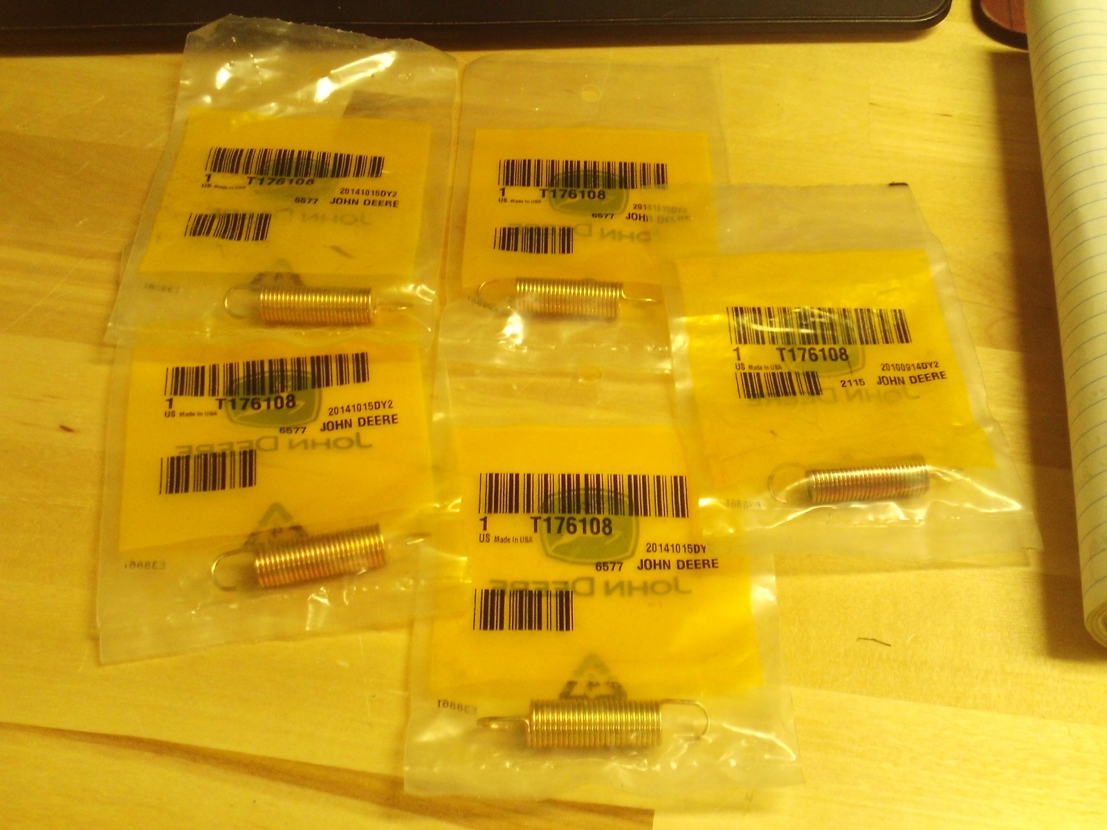 (LOT of 5) ~GENUINE~ John Deere Springs T176108 / FREE Shipping!!