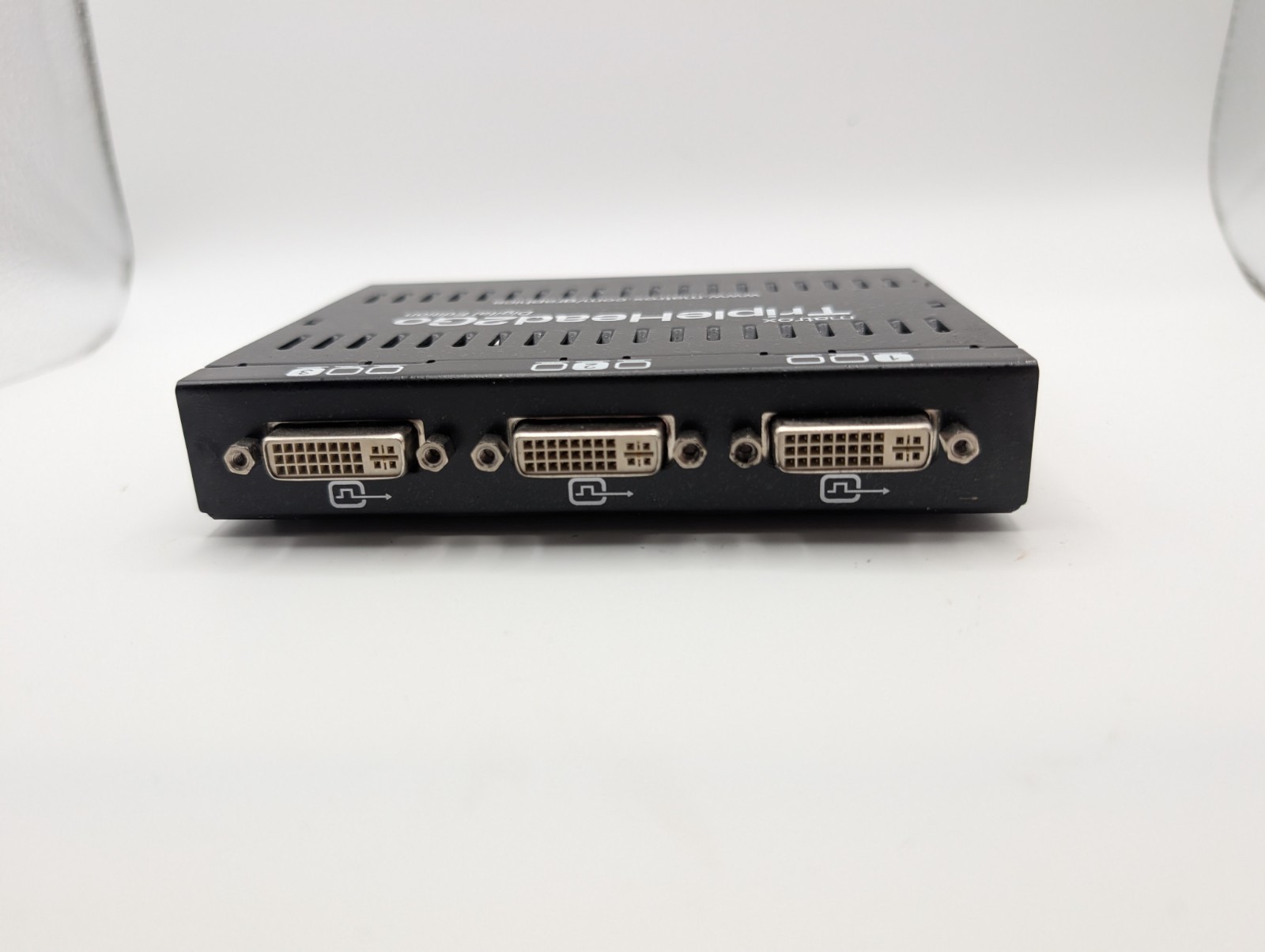 Matrox TripleHead2Go Digital Edition (T2G-D3D-IF)