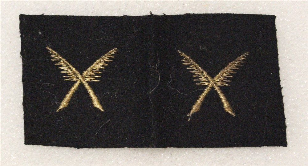 USN Navy Sleeve Insignia 1059: W.O., Yeoman - pair