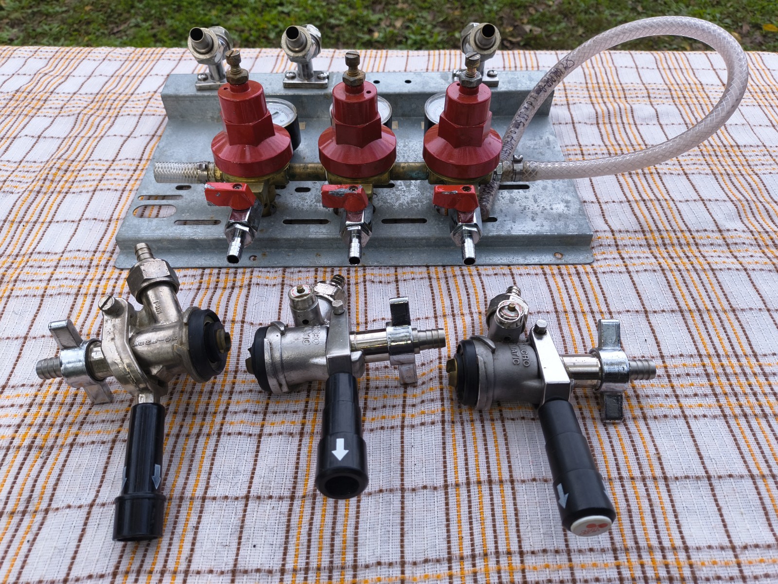 Micro Matic Beer Regulator 3 Guage/ Keg Attachments