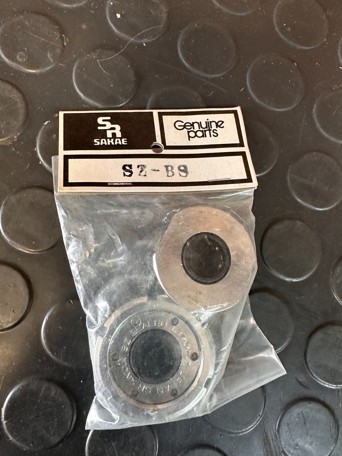 Suntour Saealed SR Bottom Bracket 1.37x24T Sz-bs Cups with Bearings