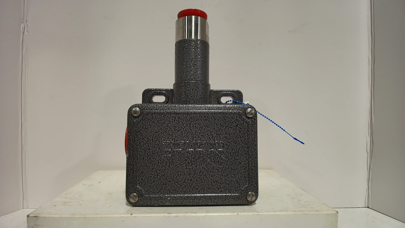 SOR 6XNN-K5-M9-C2A Pressure Switch 30-180PSI-New No Box
