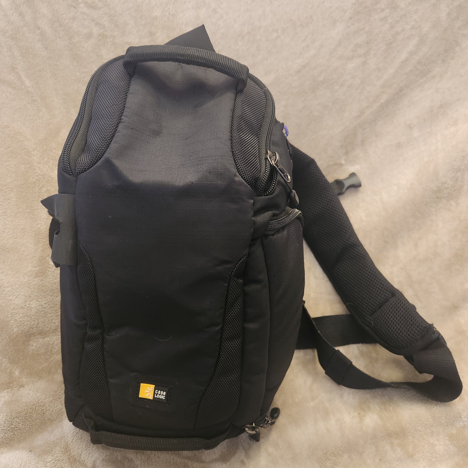 Case Logic DSS-101 Luminosity CSC/DSLR Sling (Black) w/ Rain Fly - EUC QwikShip!
