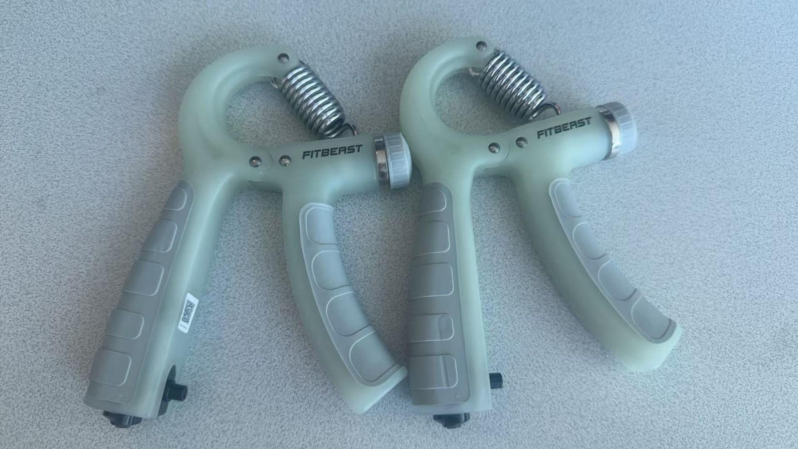 2pcs Hand Grip Strength Power Trainer Gripper Strengthener Adjustable Gym