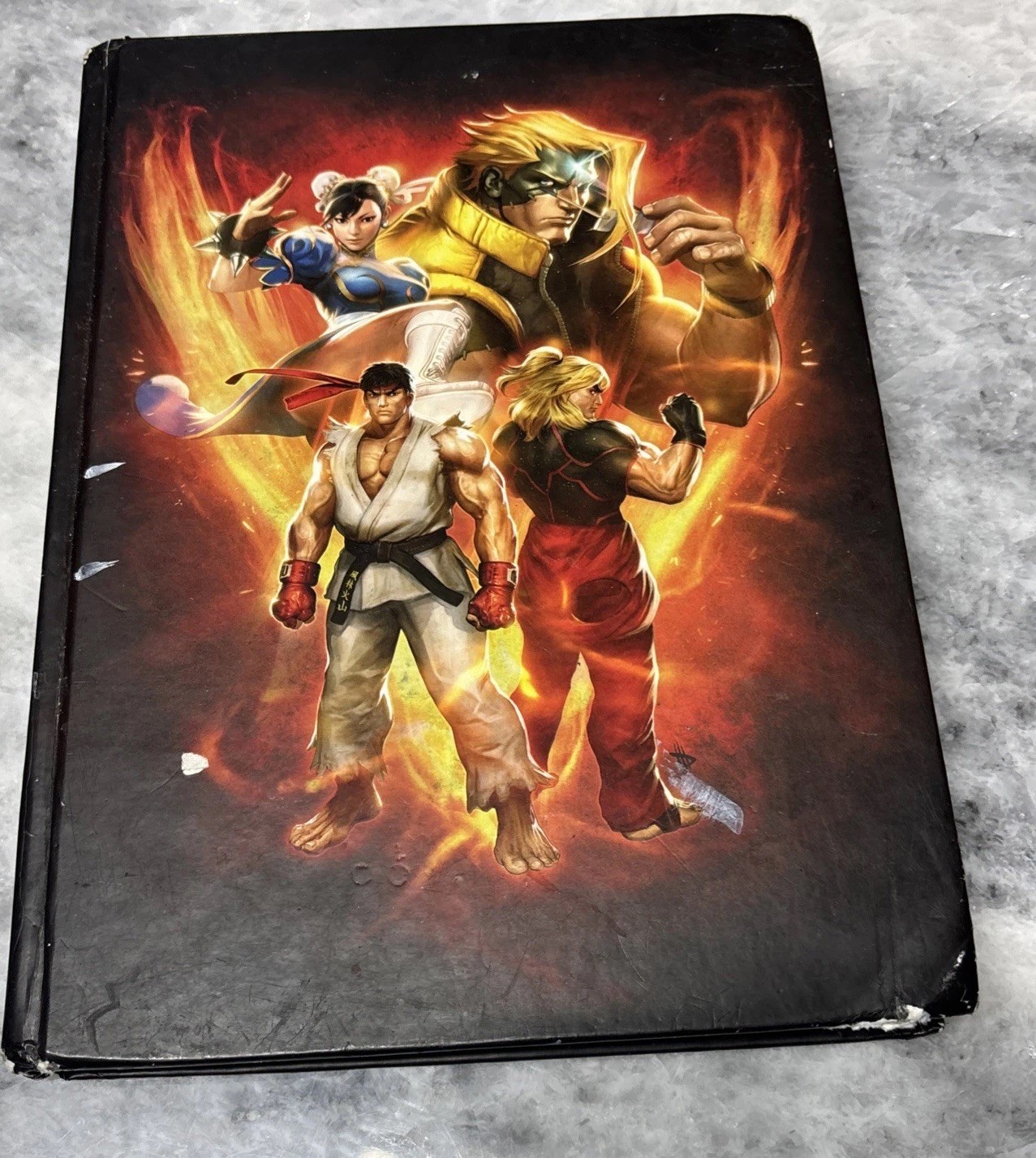 Street Fighter V Collector's Edition Strategy Guide Player's Hint Book w/ Art