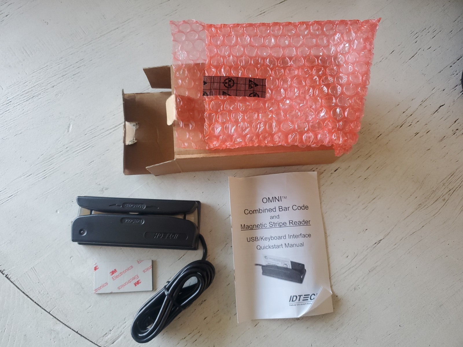 IDTech Omni Combined Bar Code and Magnetic Stripe Reader New Open Box