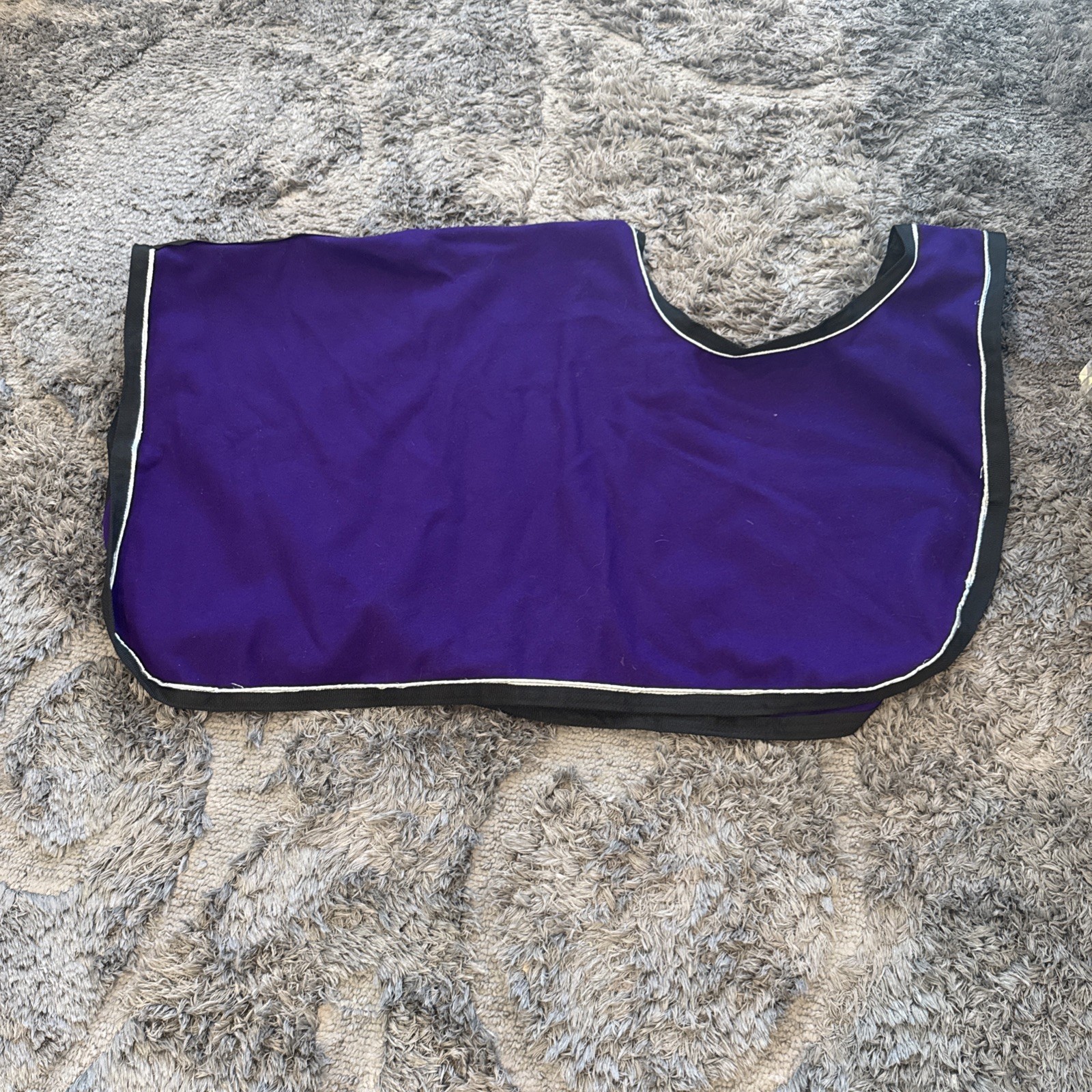 Quarter Sheet W/key Hole Wool