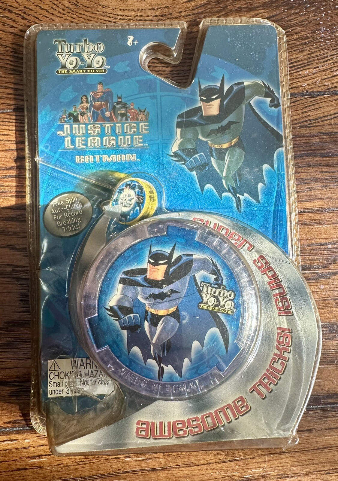 VINTAGE TURBO YOYO JUSTICE LEAGUE BATMAN 2003.. New & Sealed Card. US Shipped