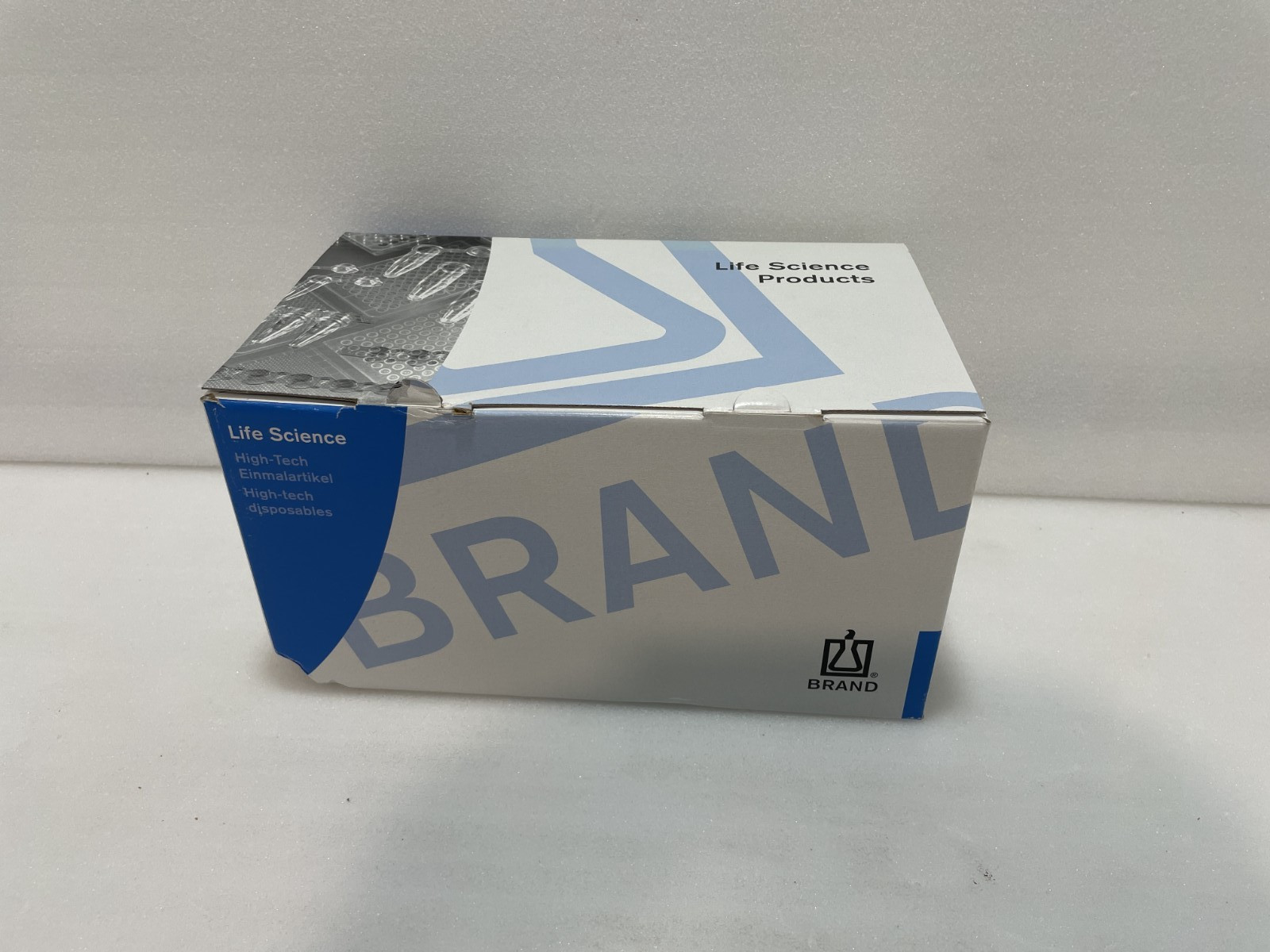 BRAND  781327 781320  PCR tubes and caps