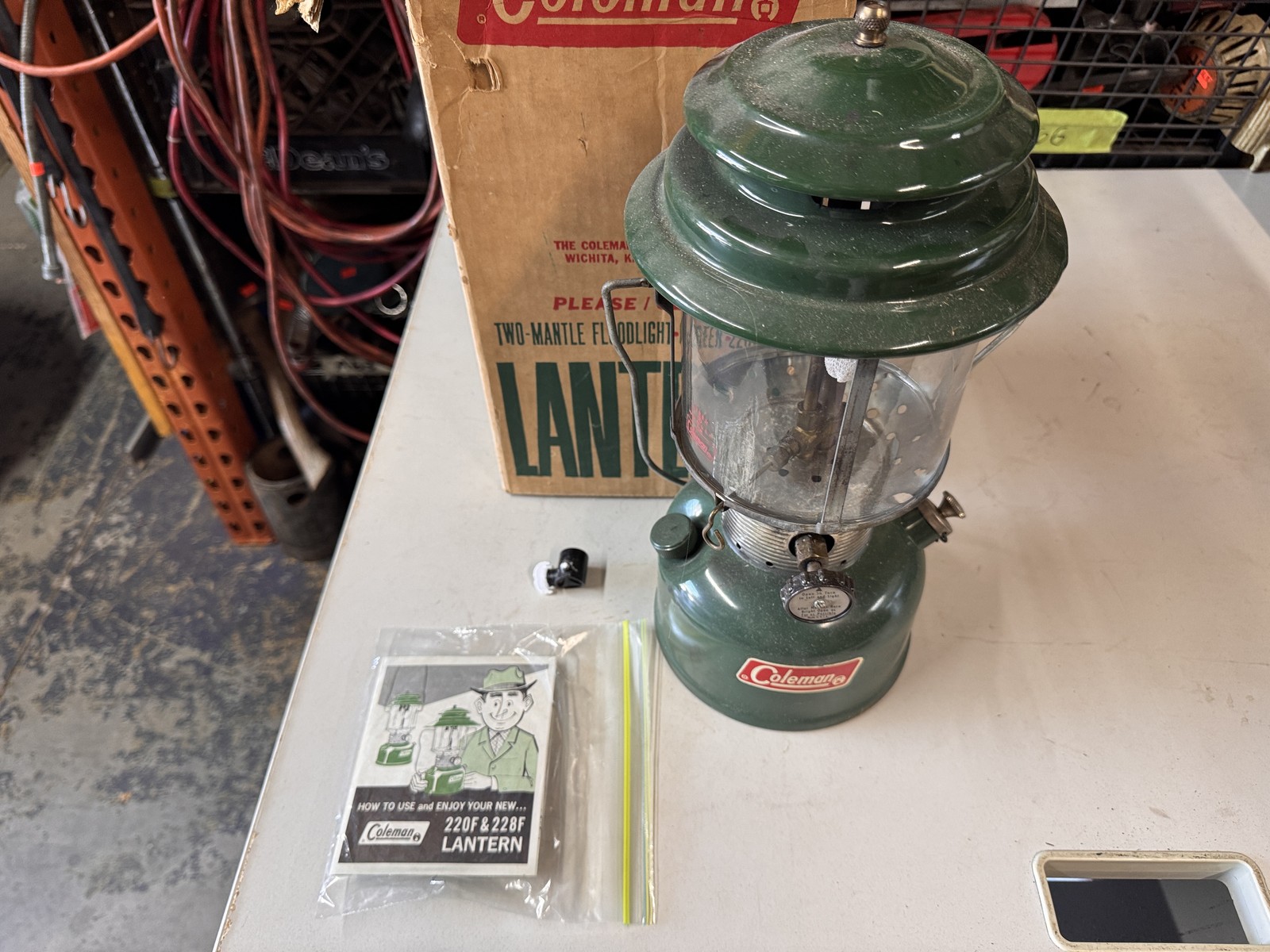 Vintage 1973 Coleman 220F195 Green Lantern • With Original Box