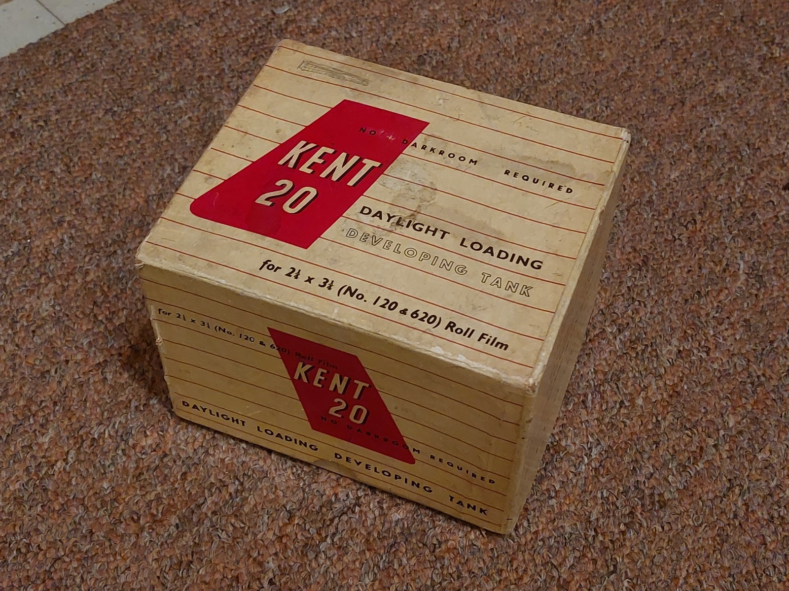 Vintage Photography Kent 20 Daylight Loading Developing Tank, BOX ONLY FILM PROP