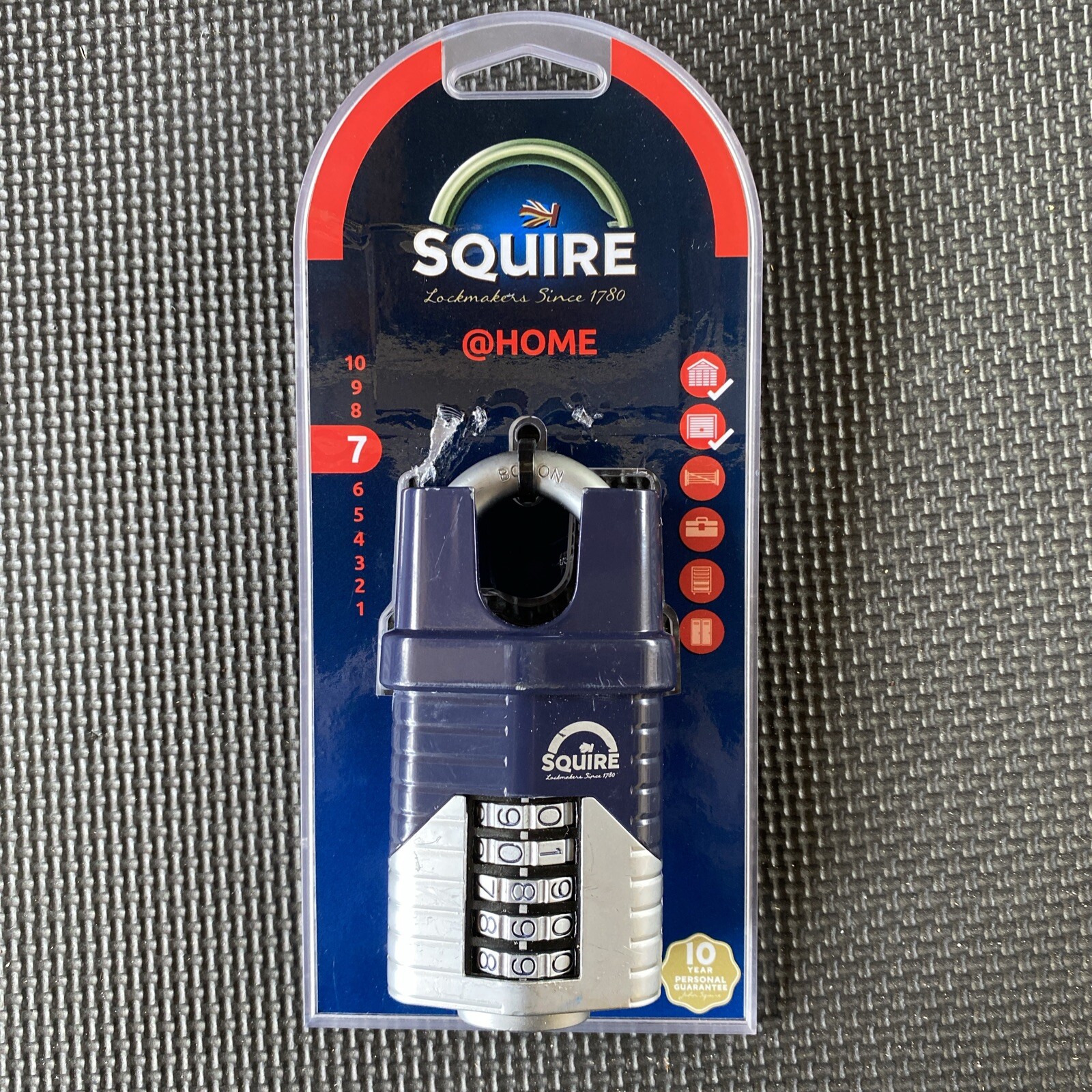 Squire Vulcan Closed Shackle Combi Padlock 60mm (VULCAN-COMBI-60CS)