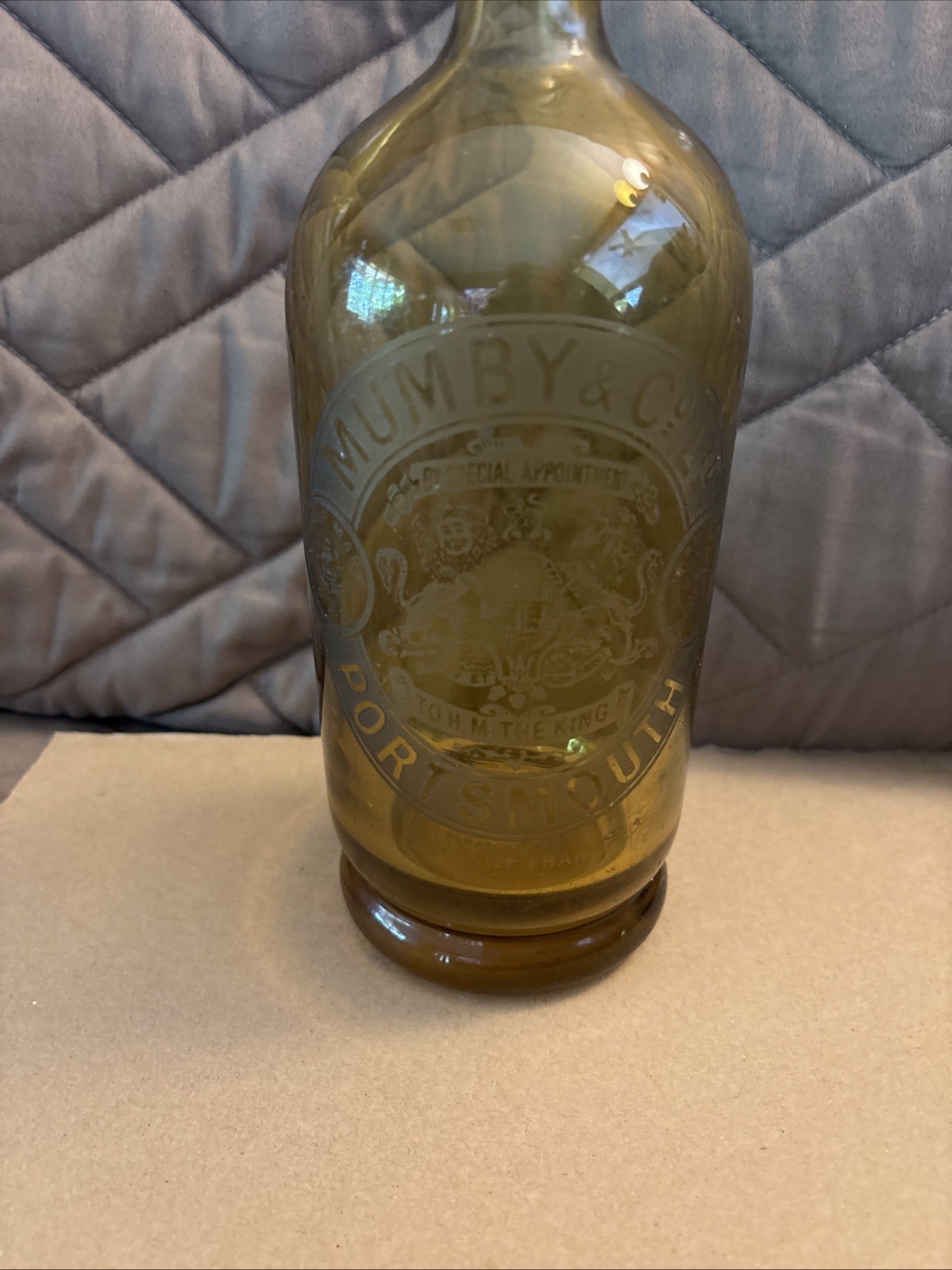 Mumby & Co LTD Portsmouth By Special Appt Thick Heavy Gold Bottle