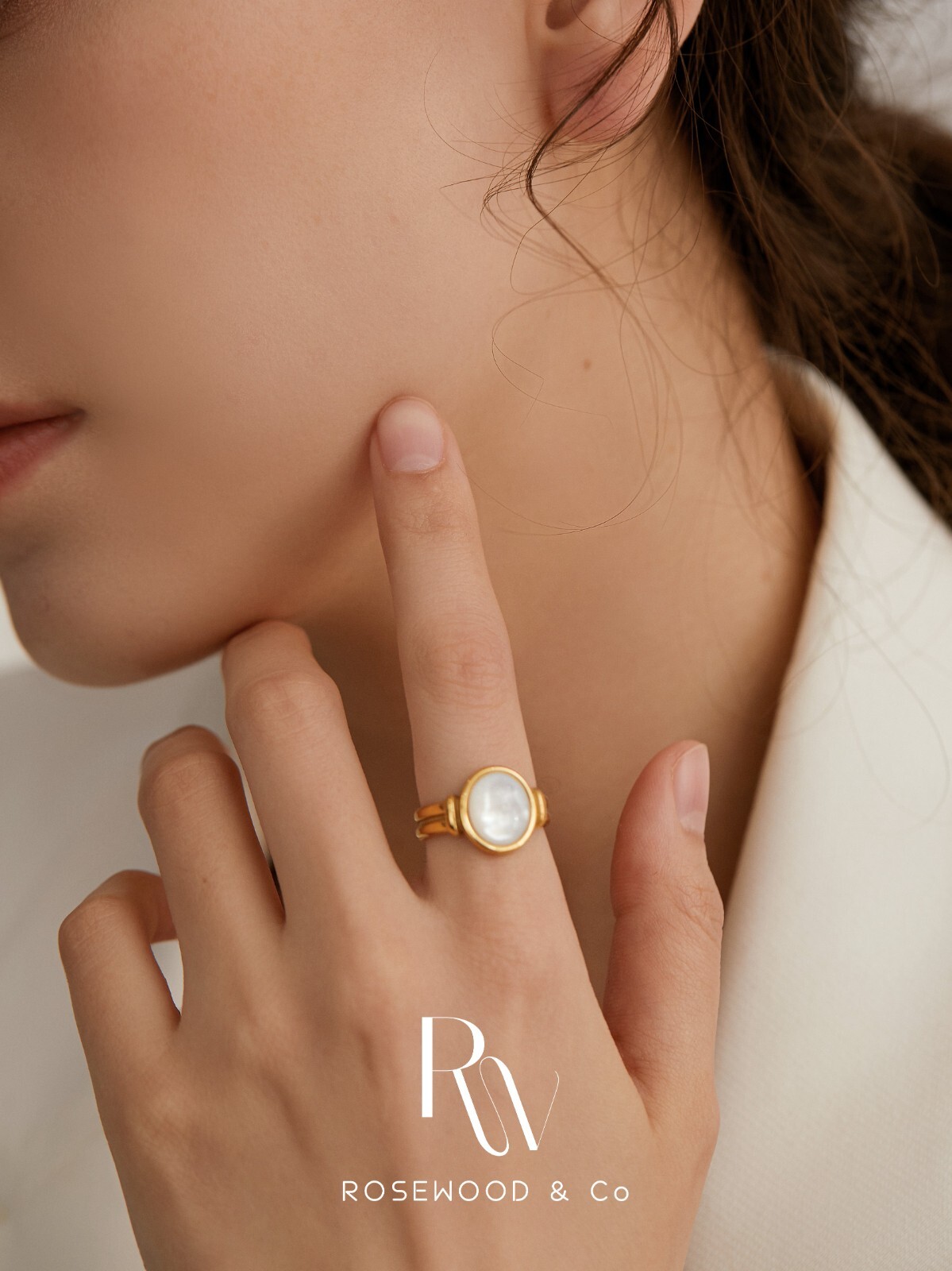 Non Tarnish 18K Gold Mother of Pearl Signet Ring For Women In Gift box - R010