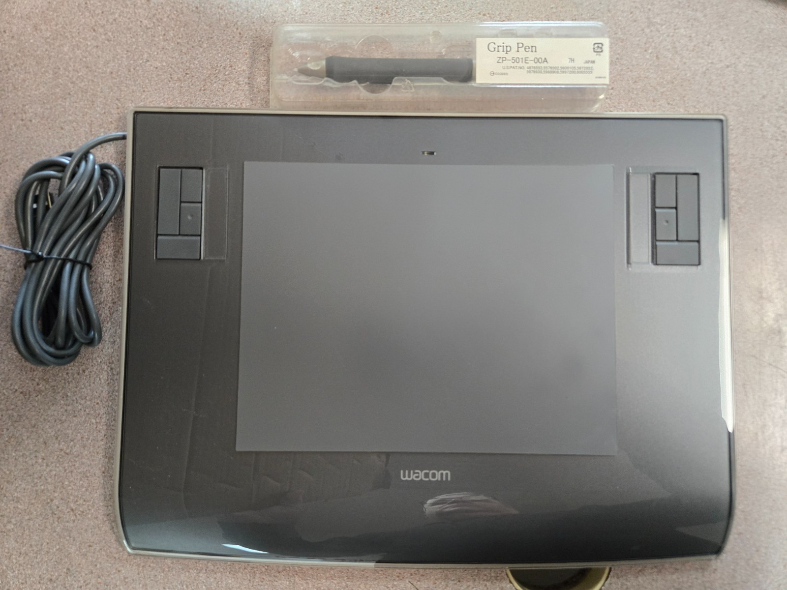 WACOM Intuos 3 USB Graphics Tablet PTZ-630 & Grip Pen ZP-501E-00A **TESTED**