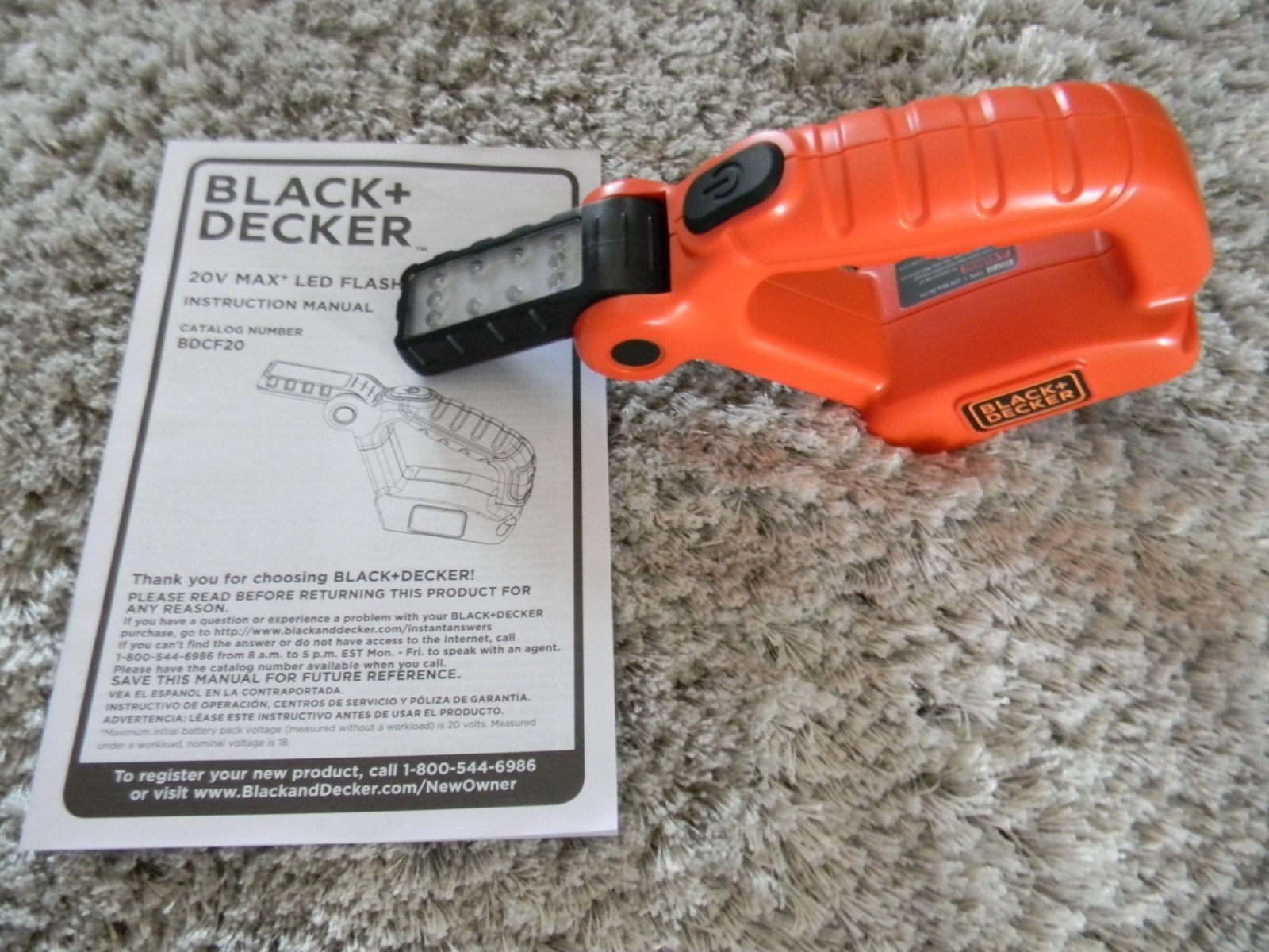 NEW Genuine BLACK+DECKER BDCF20 20V MAX 20-volt LED Flashlight Worklight