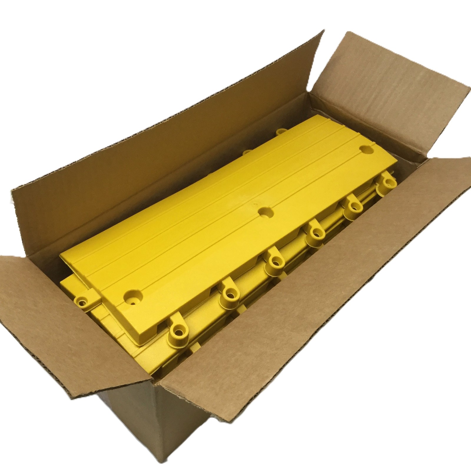 Box of 10 Uline H-9391 ErgoDeck Transition Ramp Edge Yellow PVC, 7/8" x 6" x 18"