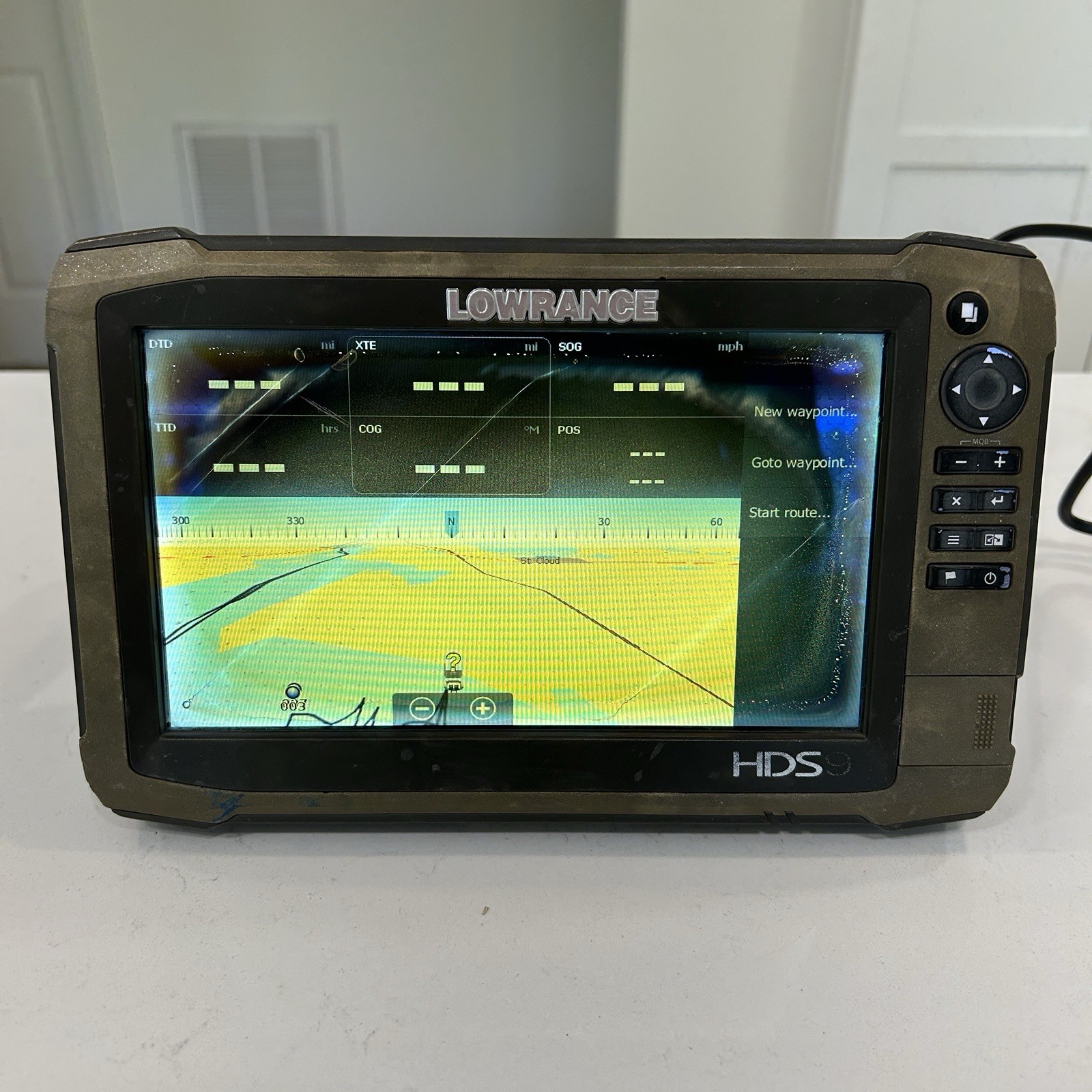 Lowrance HDS 9 Gen 3 Fishfinder GPS Head Unit Tested Working
