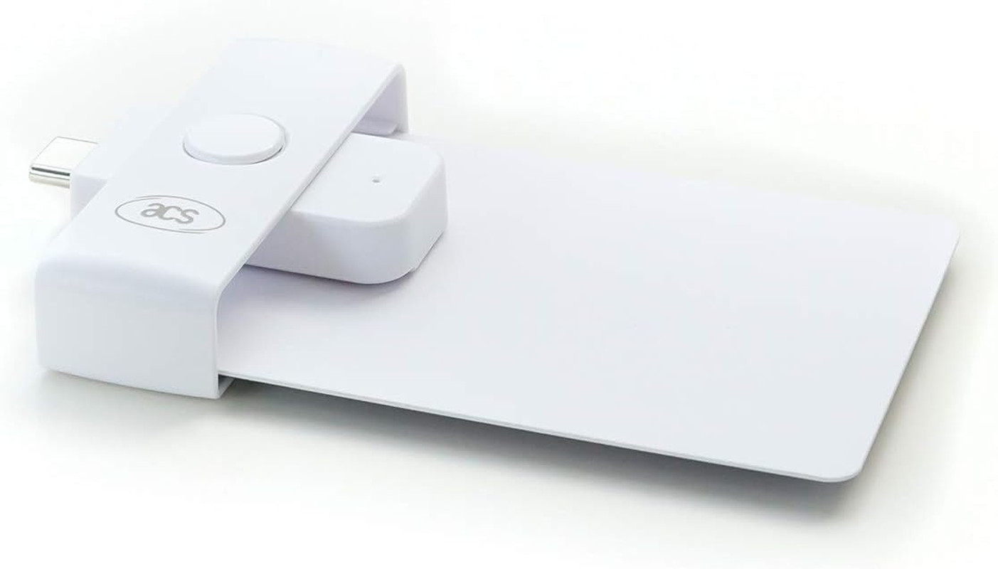 ACR39U-NF Pocketmate II USB-C Smart Card Reader
