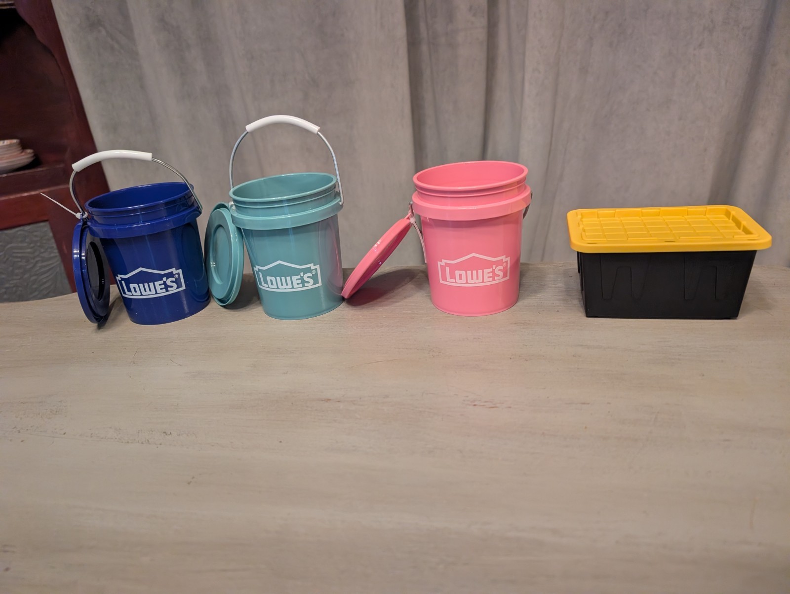 Lowe’s Pink, Blue & Teal Mini Bucket w/ Lids & 1 Teeny Tote FREE SHIP