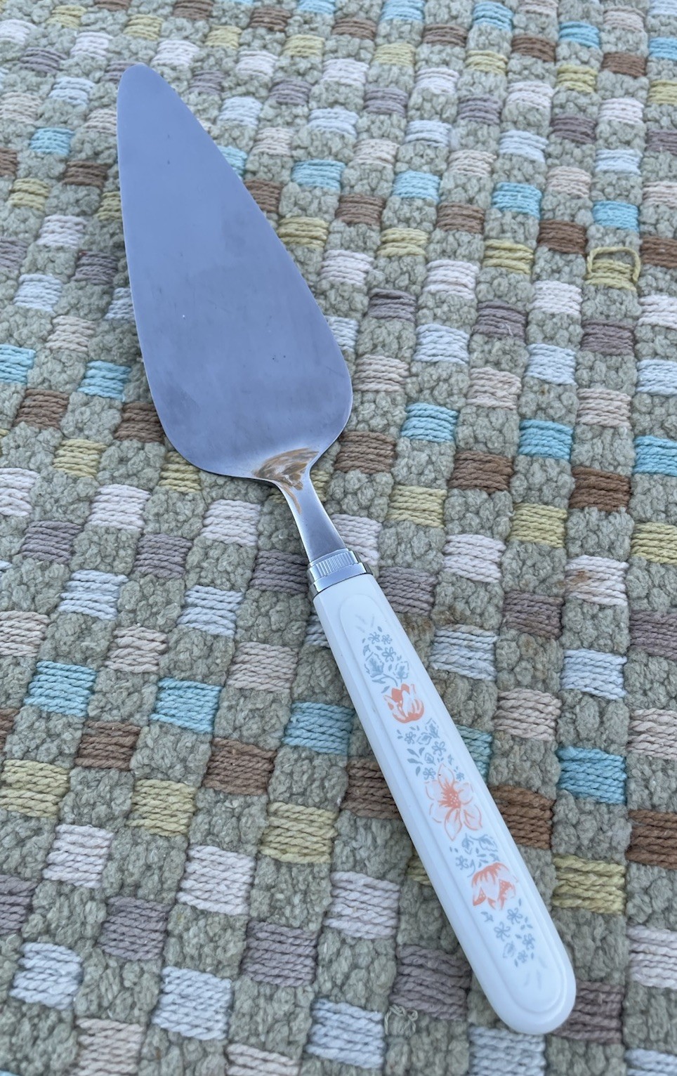 Vintage Pie Cake Knife Floral Handle Stainless Blade Made In Taiwan