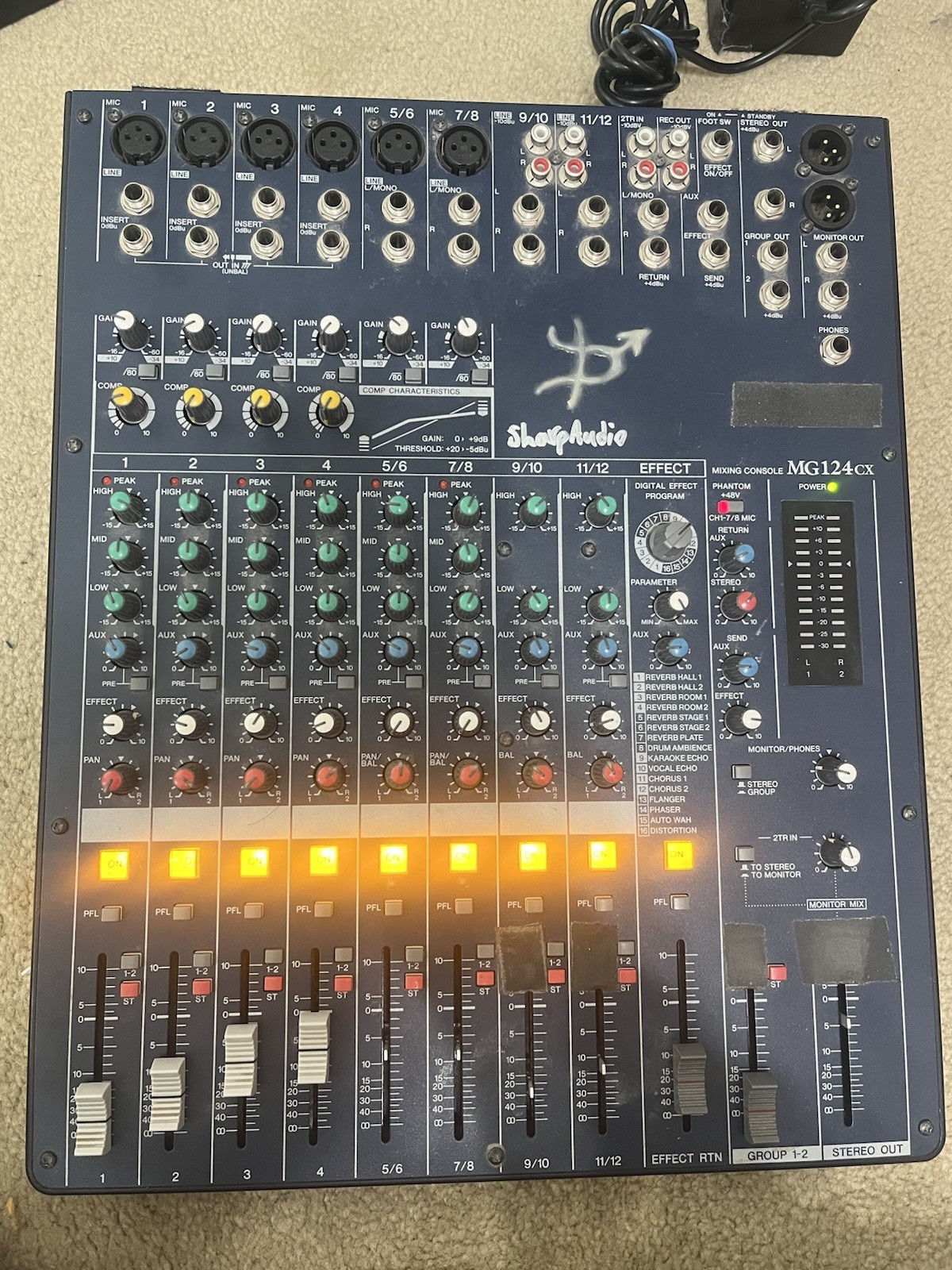 Yamaha MG124CX 12 Channel Stereo Mixer UNTESTED FOR PARTS OR REPAIR Not Working