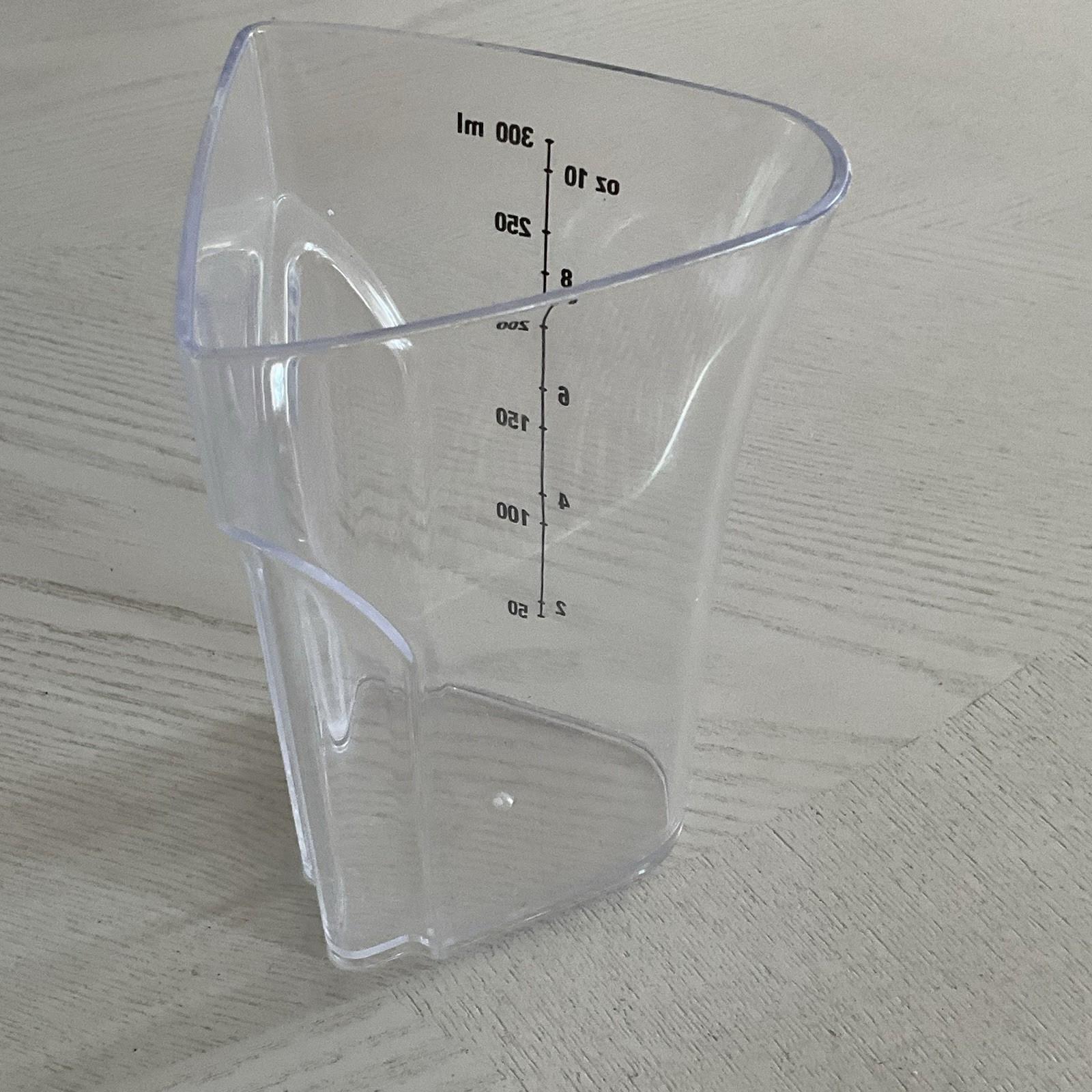 BLACK & DECKER Juicer Measuring Cup Extractor Replacement Part JE2200B