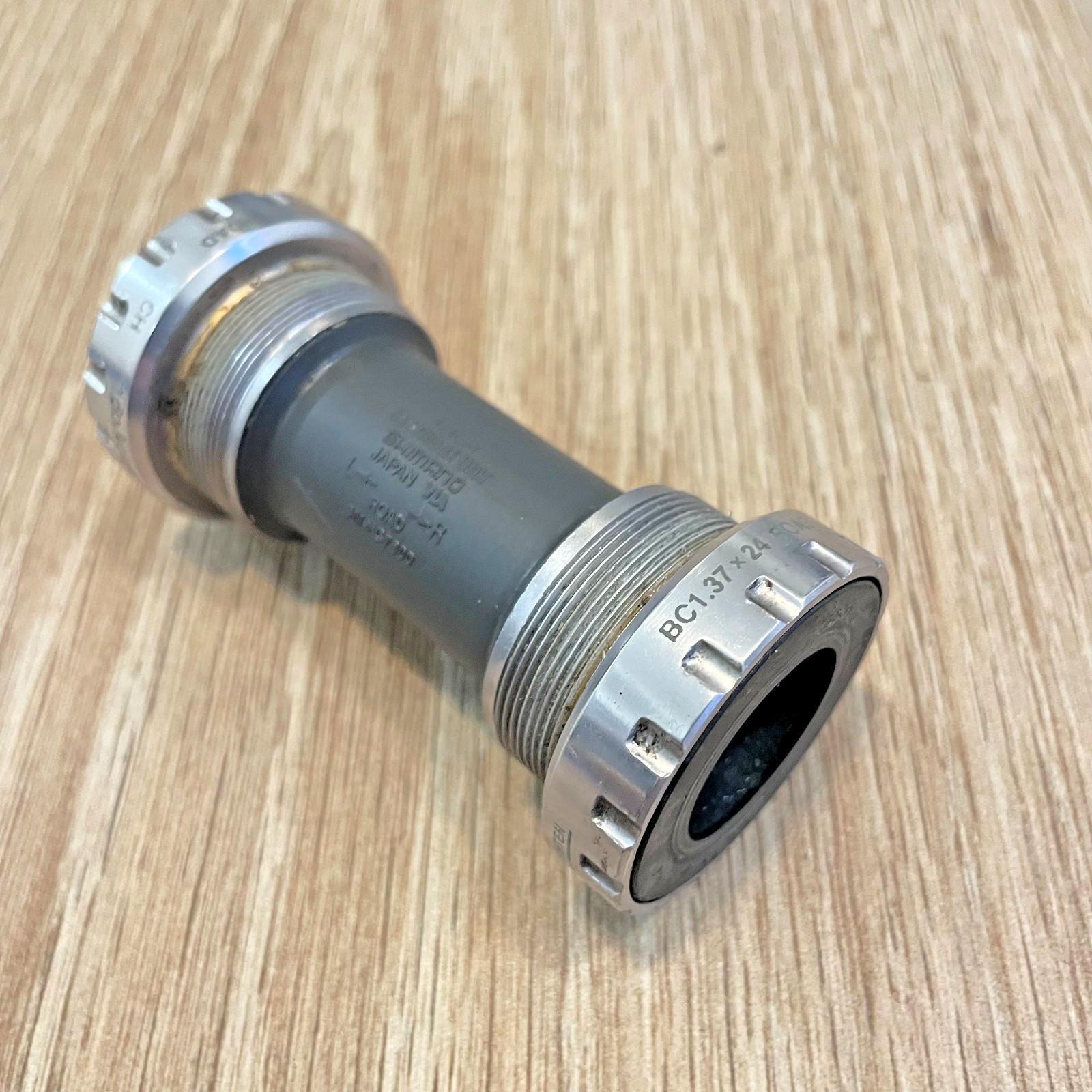 Shimano Dura-Ace SM-FC7800 Bottom Bracket Sealed Cartridge BC1.37x24 Road Bike