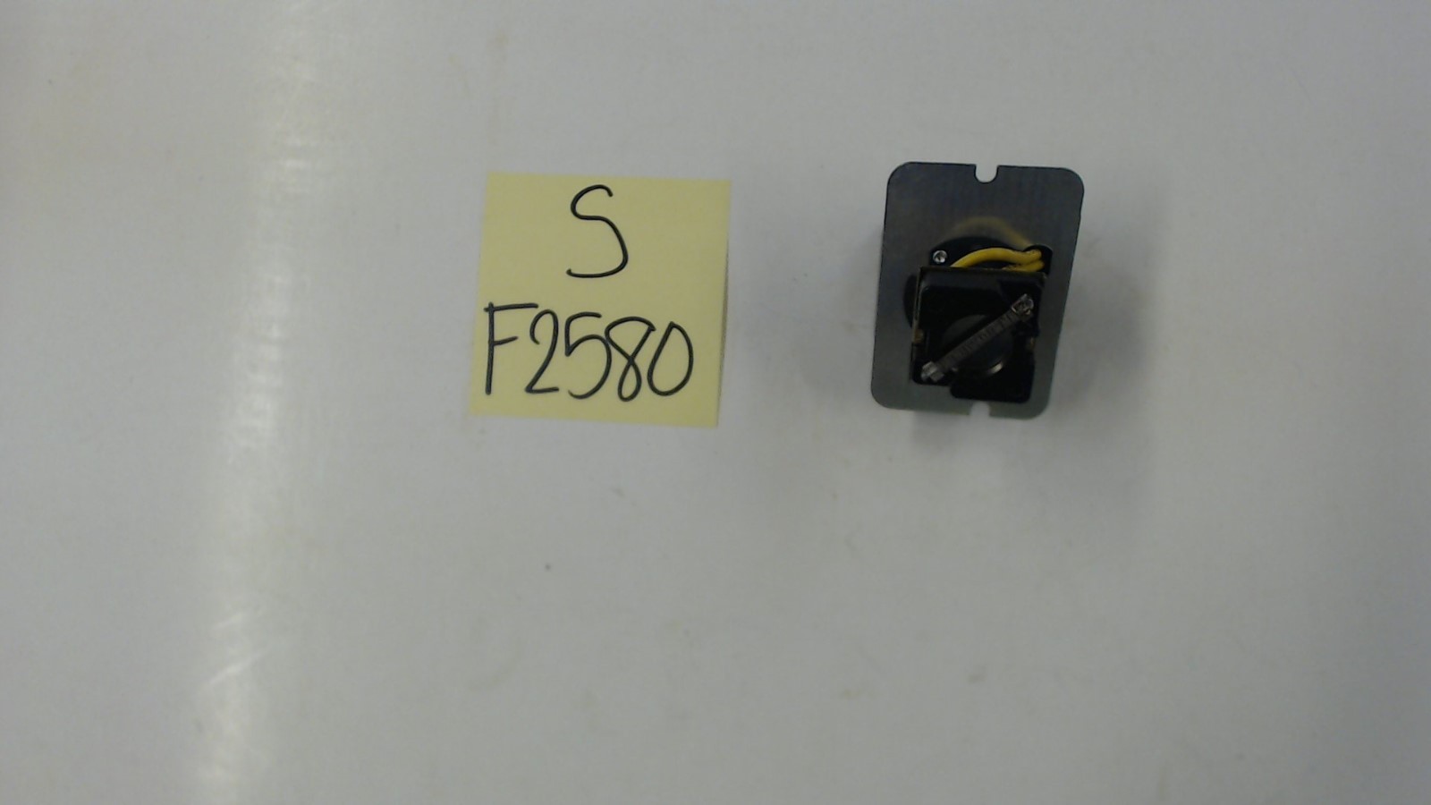 HH12HA070 Switch