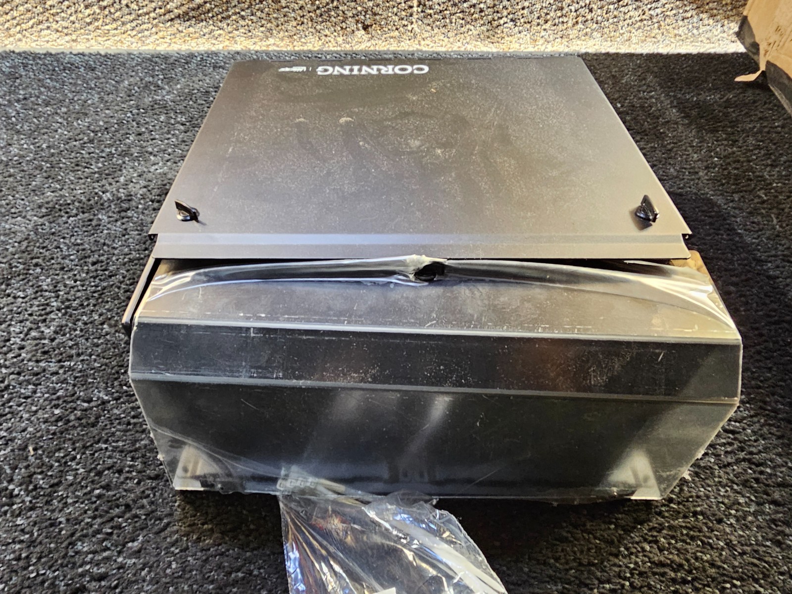 Corning WCH-06P 36 Fiber Wall Mountable Connector Housing, Accepts 6 CCH Modules