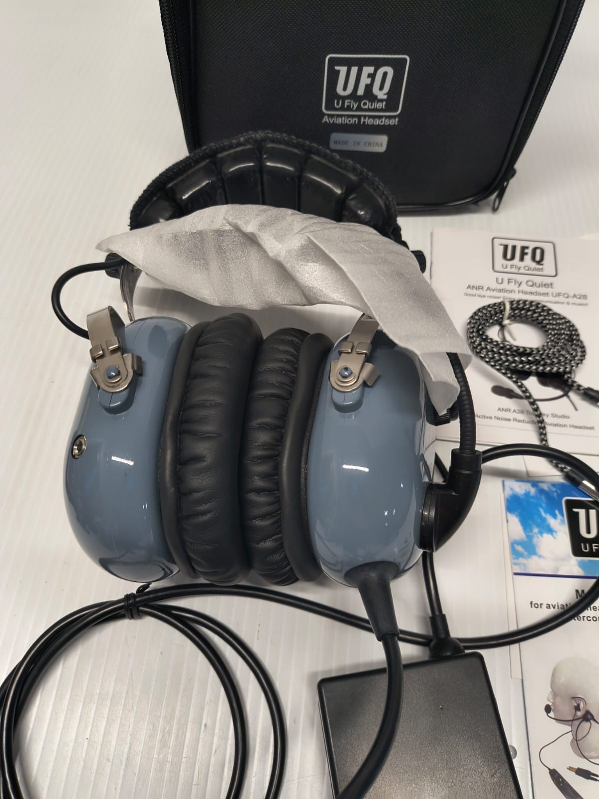 UFQ-A28 ANR Aviation Headset Pilot With Case/AC Adapter