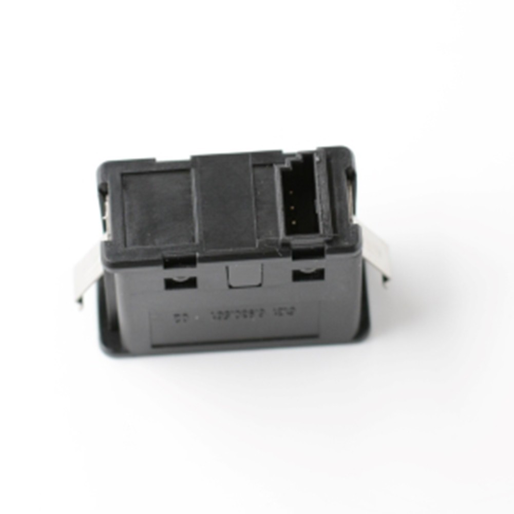 Quick and Easy to Use Audio Socket for BMW E60 E61 E81 E87 E90 X3 X5 SERIES