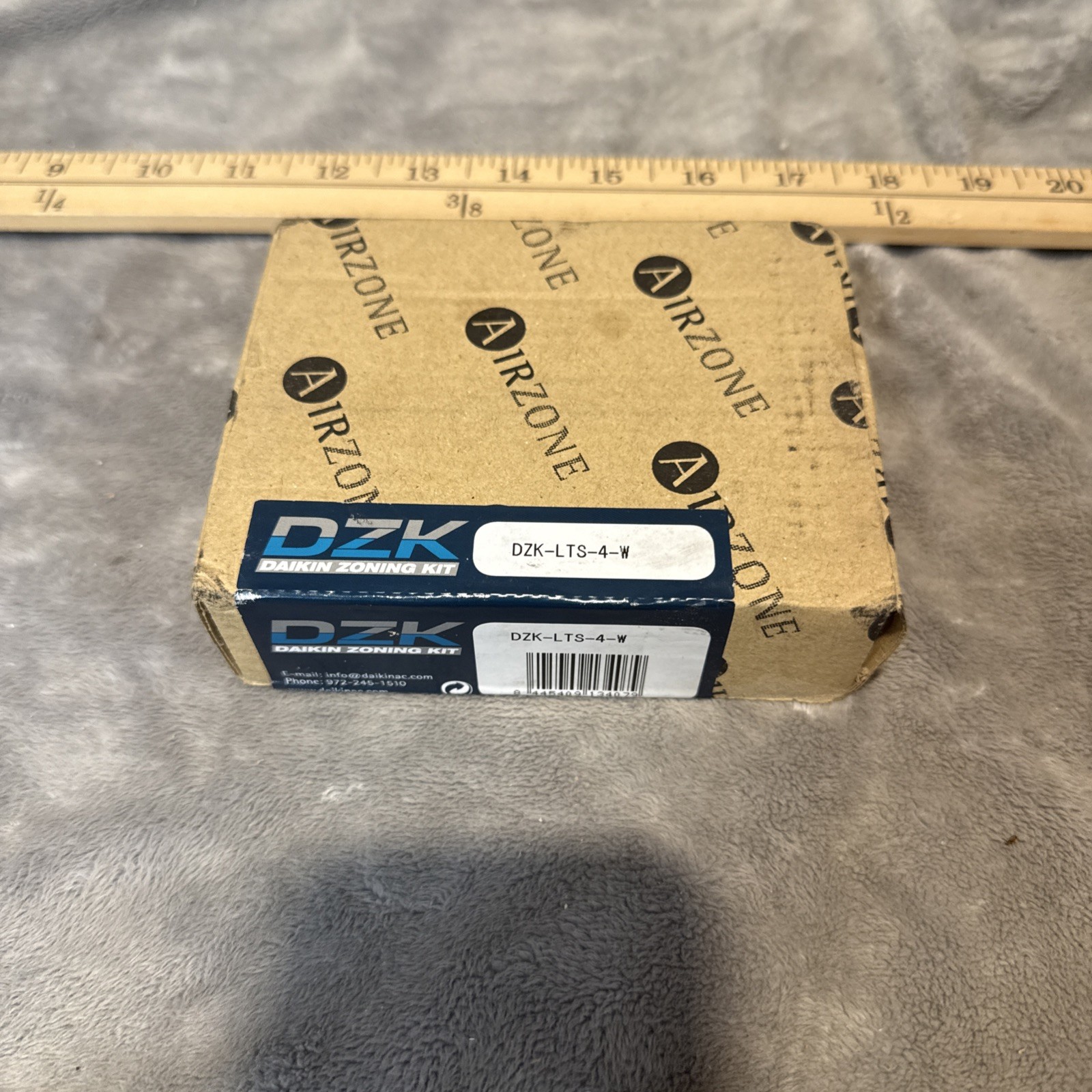 Daikin DZK-LTS-4-W  Wired Thermostat New Sealed