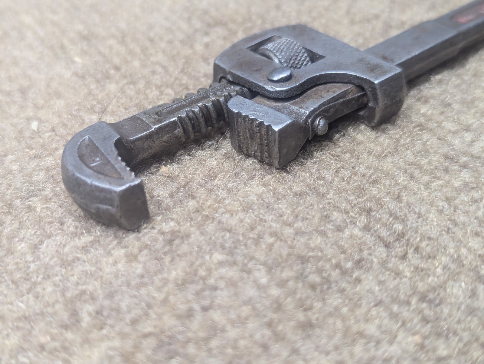 Vintage 6-in PLUMB Pipe Wrench