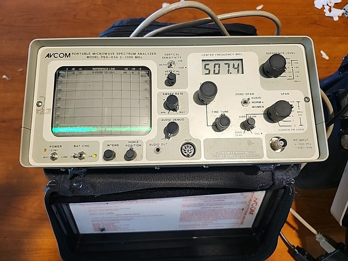 AVCOM PSA-65A Portable Microwave Spectrum Analyzer
