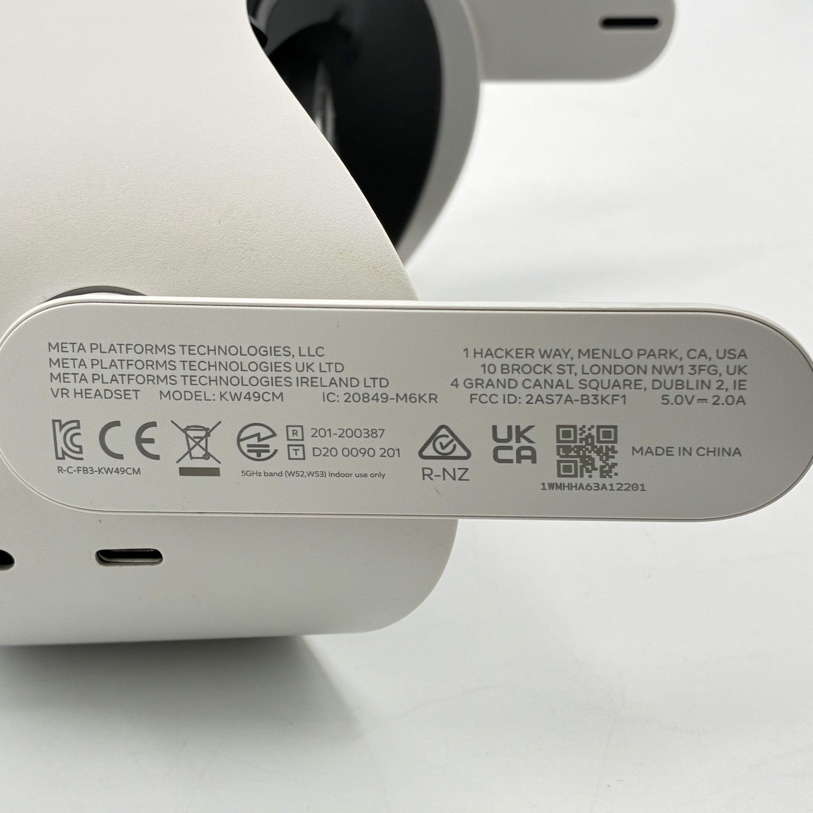 Meta Quest 2 128GB VR Headset