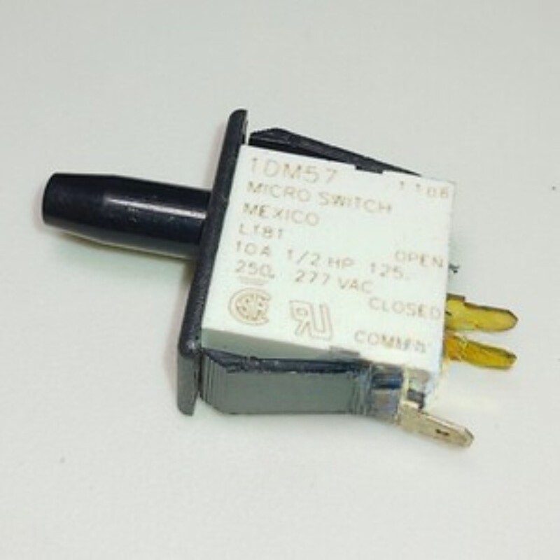 1PCS Honeywell 1DM57 MICRO SWITCH Basic DM Series Snap-in Panel Mount 10A