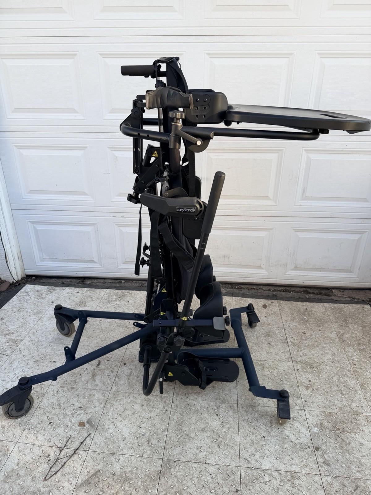 EasyStand Bantam Medium standing frame easy stand Stander up to 200lbs Evolv