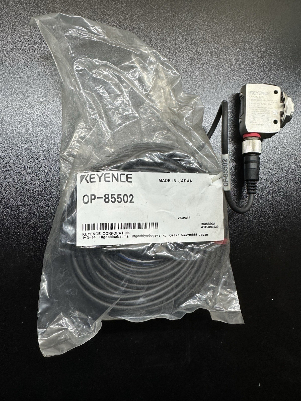 KEYENCE LR-ZB240CB Laser Sensor