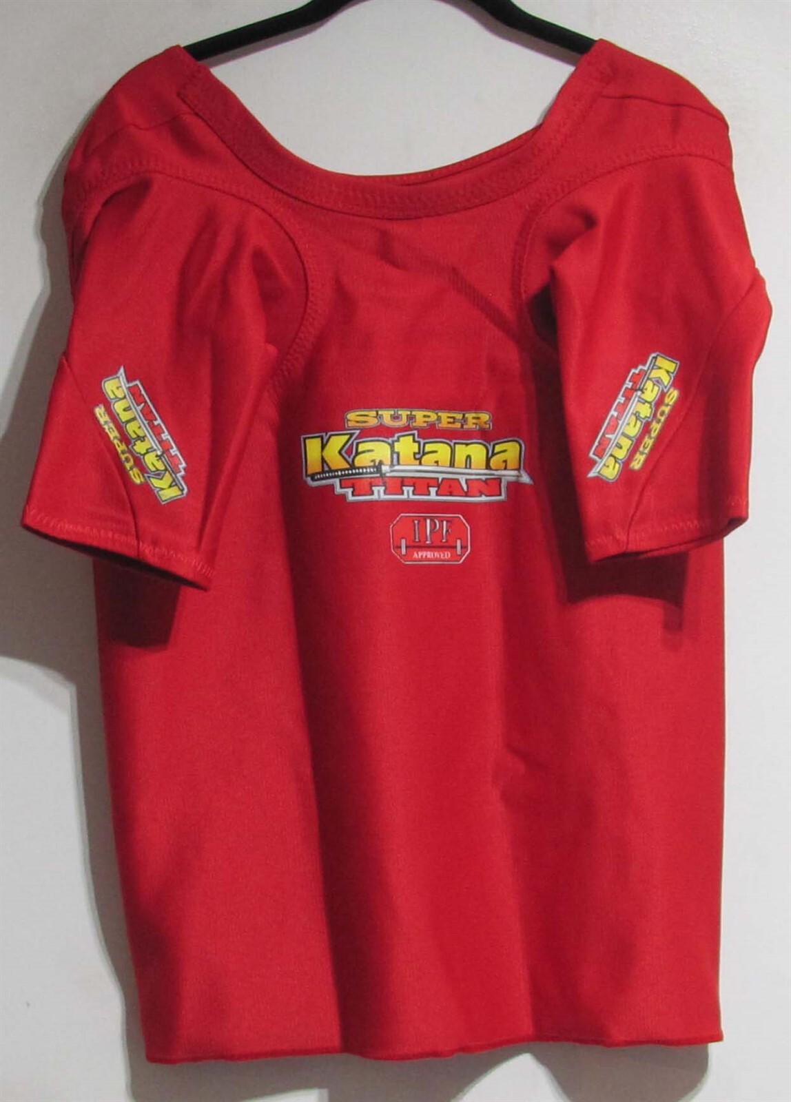 Titan Super Katana S/S Bench Shirt Size 44 Red (Lightly Used) Discontinued Color