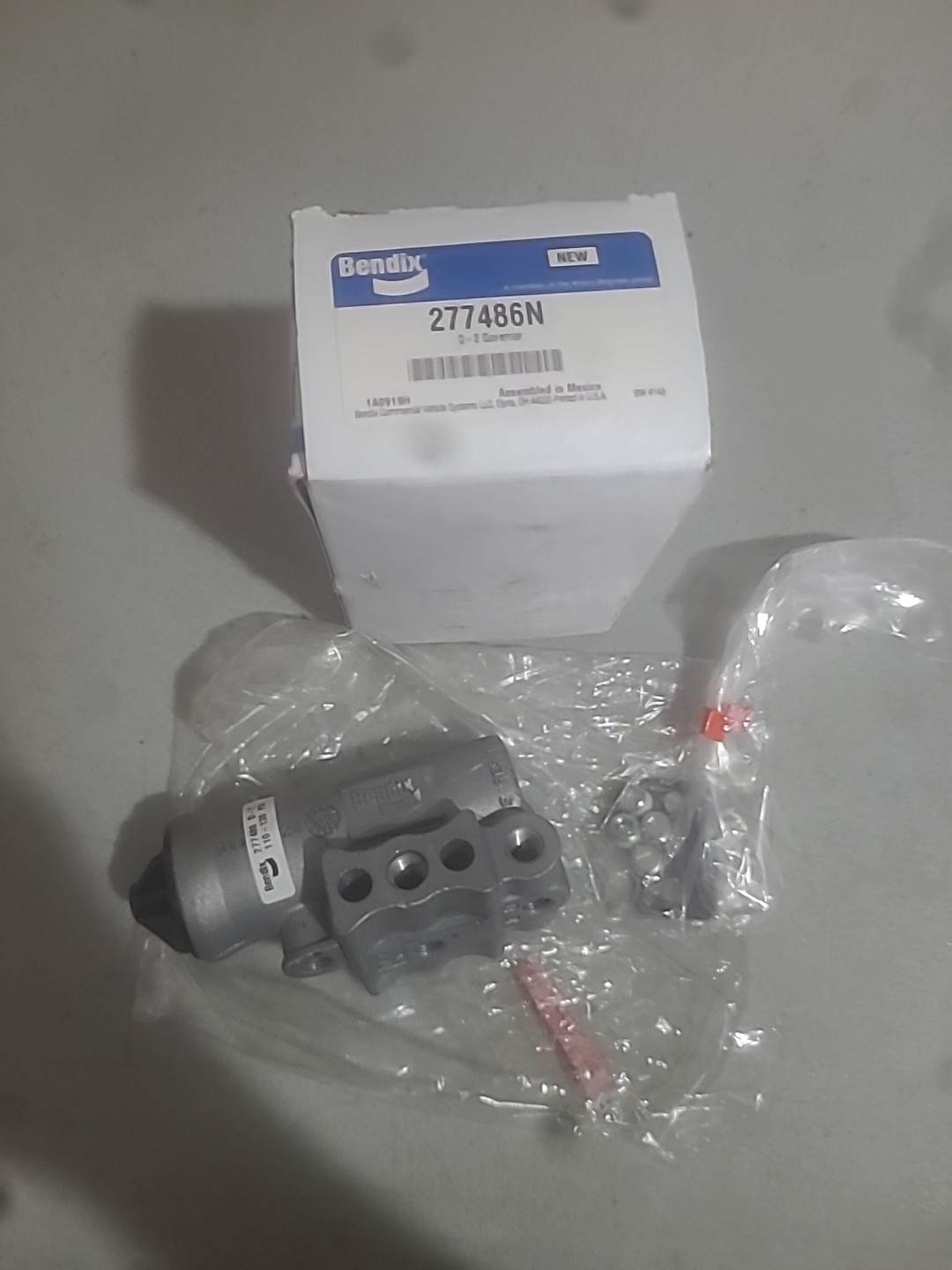BENDIX 277486N D-2® Air Brake Compressor Governor - New