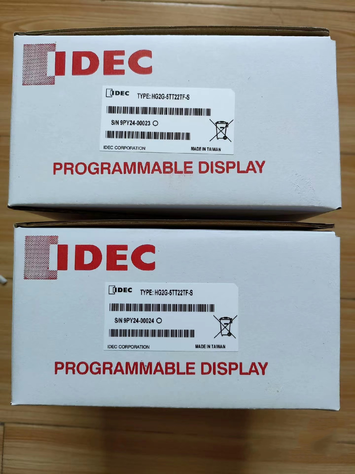 New In Box IDEC HG2G-5TT22TF-S HG2G5TT22TFS Programmable Display Free Shipping