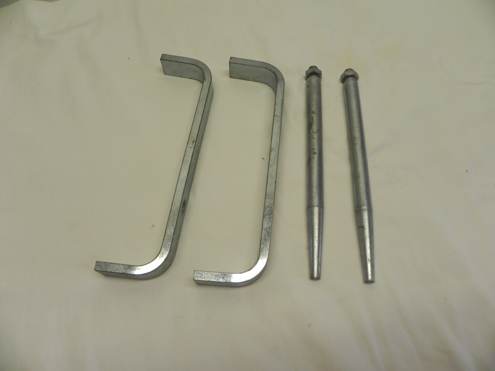 K-Line Industries KL1004 | Cylinder Head Holders