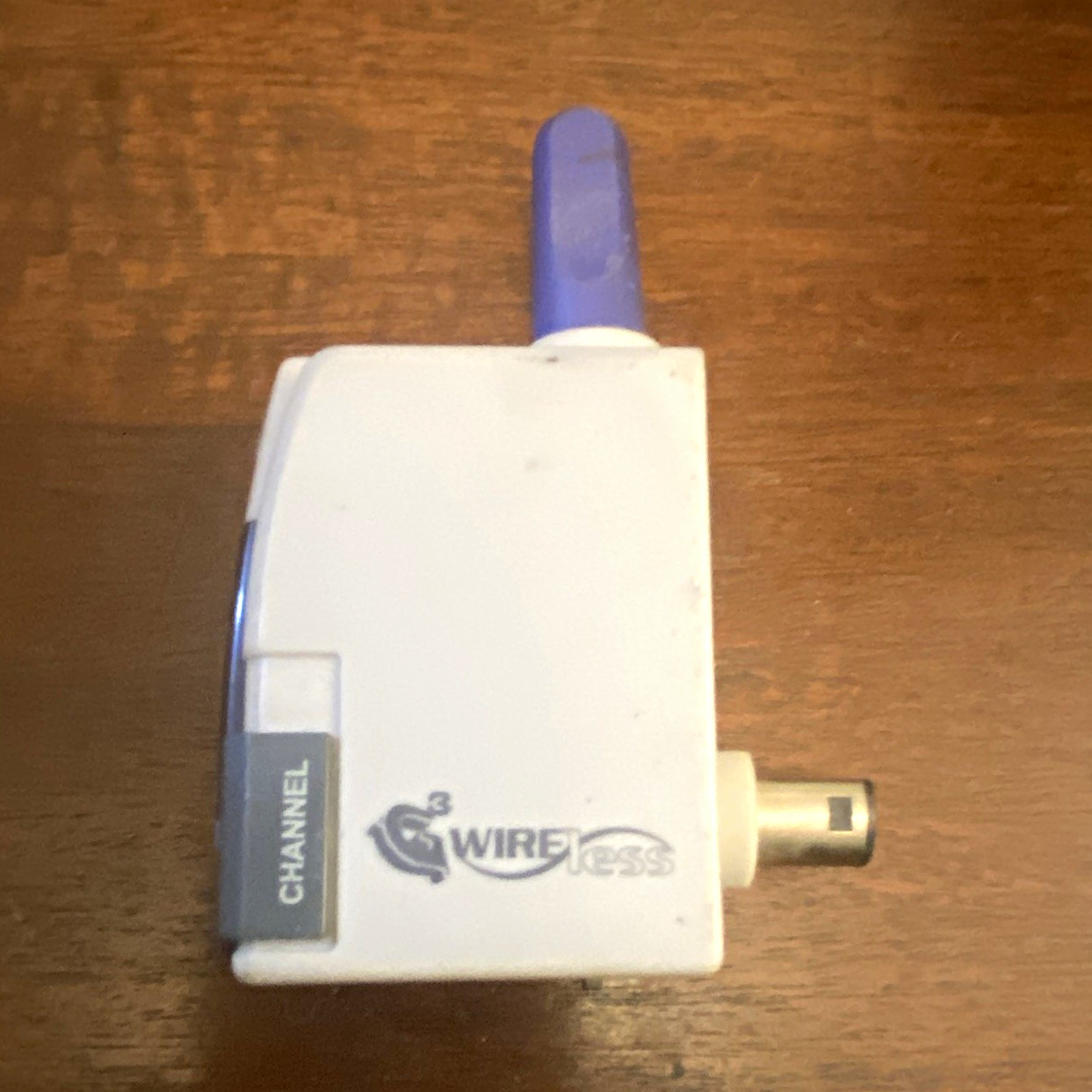 Intec Nintendo GameCube Wireless RF Receiver Adapter Channel Selector White/Blue