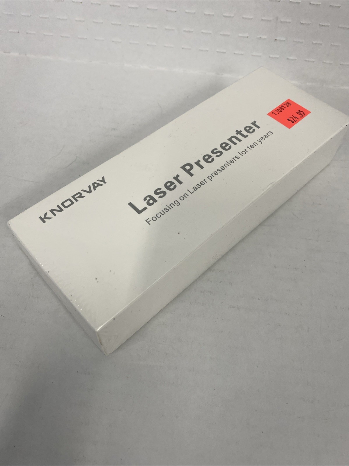 KNORVAY N76 Wireless Presenter with Laser Pointer Rechargeable BRAND NEW IN BOX