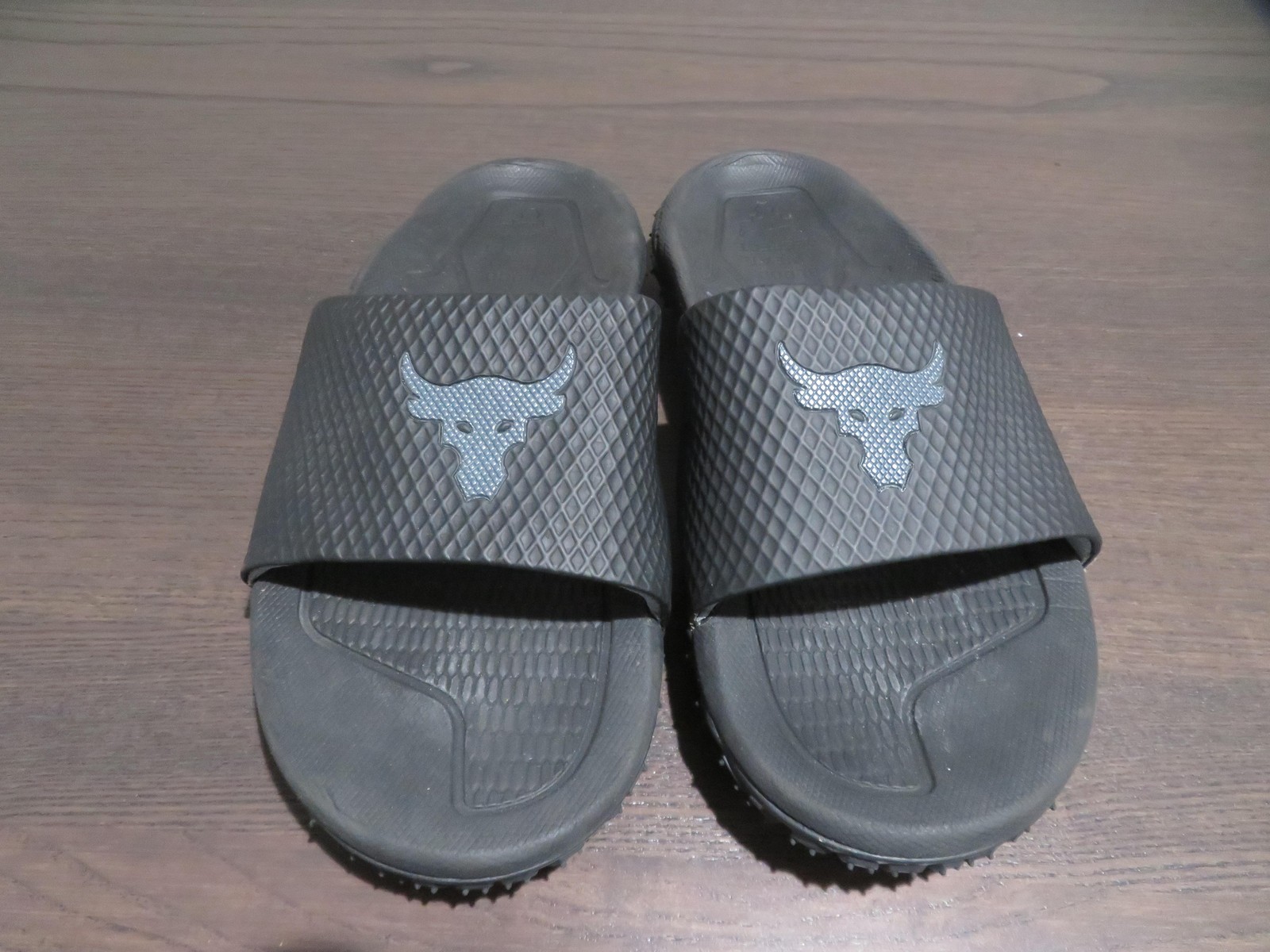 Under Armour Project Rock Slides Mens Size 8 Black Sandals 3026237-001 Athletic