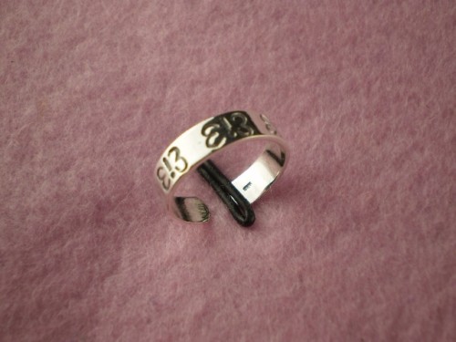 "SOLID BUTTERFLY" 925 STERLING SILVER TOE RING