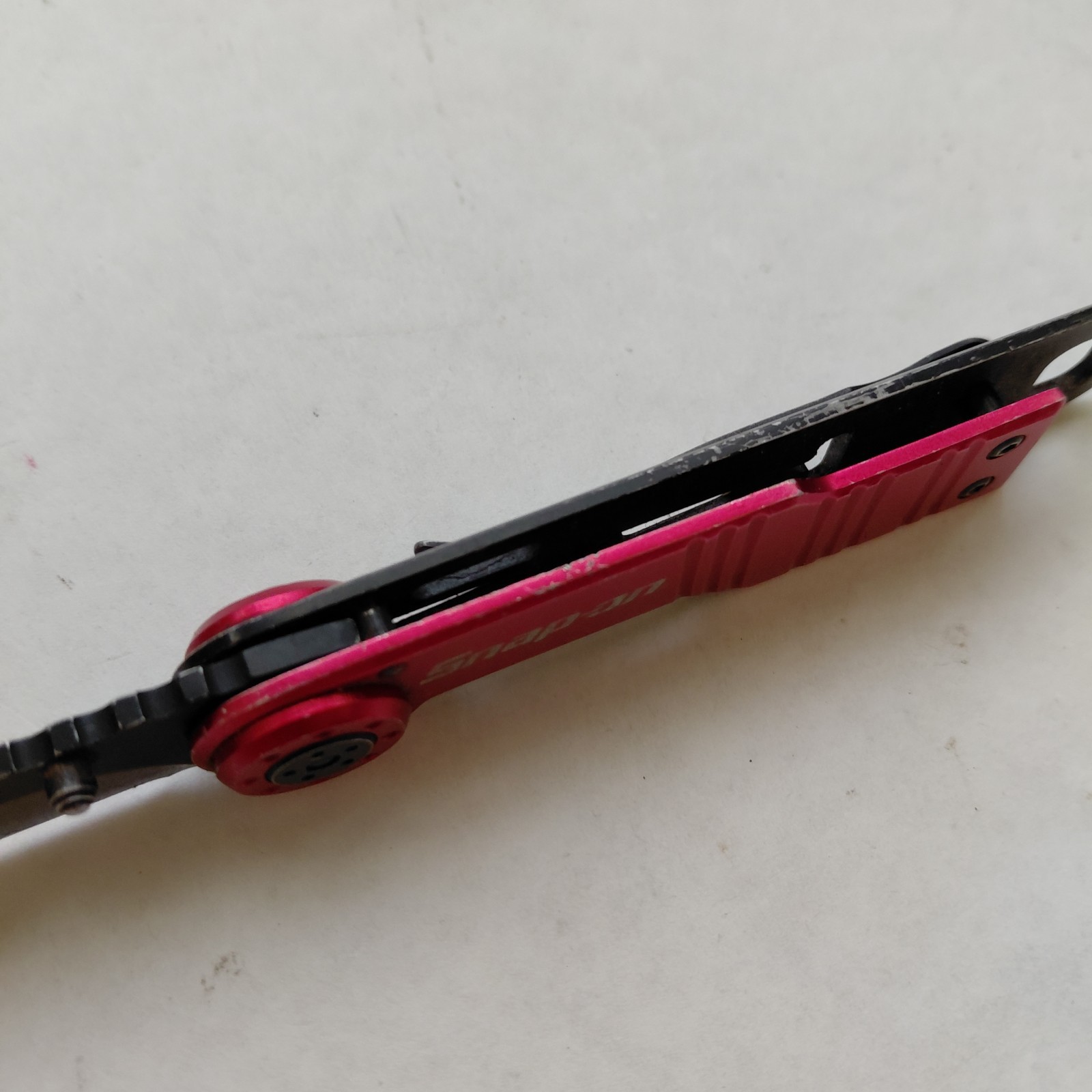 SNAP ON TOOLS Pocket Knife 5230 Tactical Frame Lock Red & Black Folding Knife 2”
