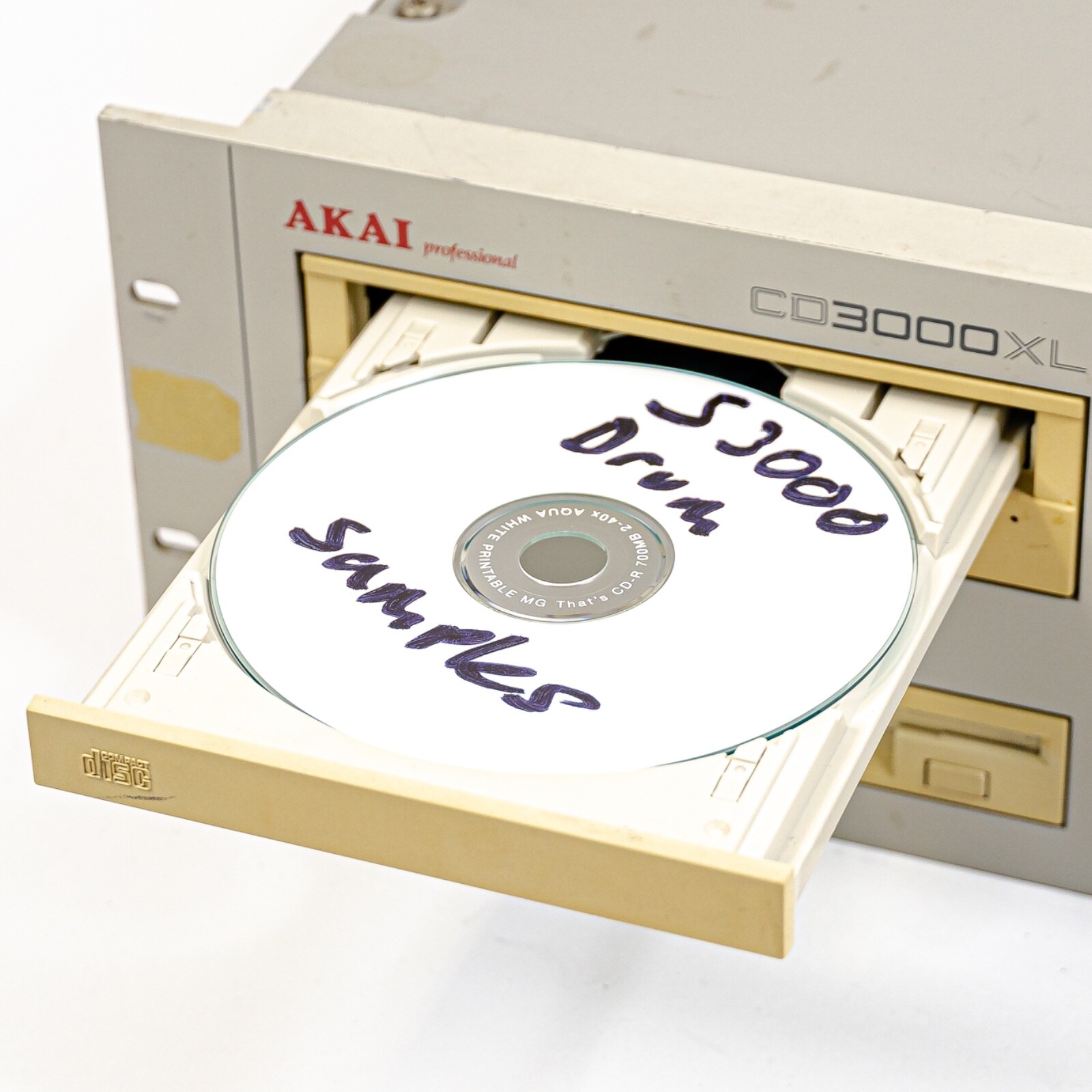 Akai CD3000XL Rackmount Sampler - Gold Standard for Vintage Rack Sampling