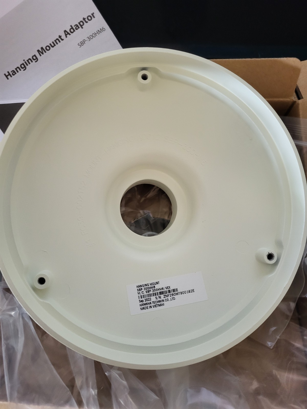 SBP-300HM6 HANWHA TECHWIN Hanging Mount Cap Adapter for Dome Camera NEW IN BOX